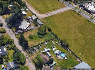 2960 Kinney Loop, Eugene, OR 97408