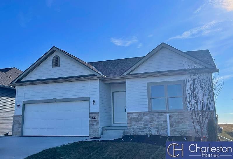 1st image of 4919 Lynnwood Dr