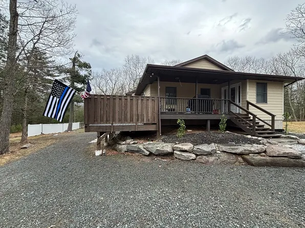 27 Elbert Rd, Wurtsboro, NY 12790