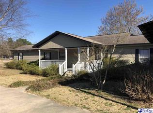 605 W Old Camden Rd, Hartsville, SC 29550