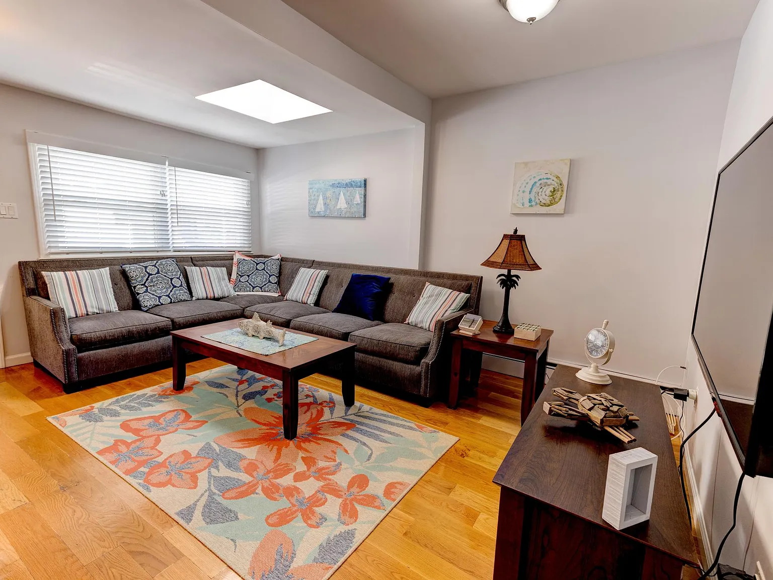 2 bed, $3,000 — Photo 3