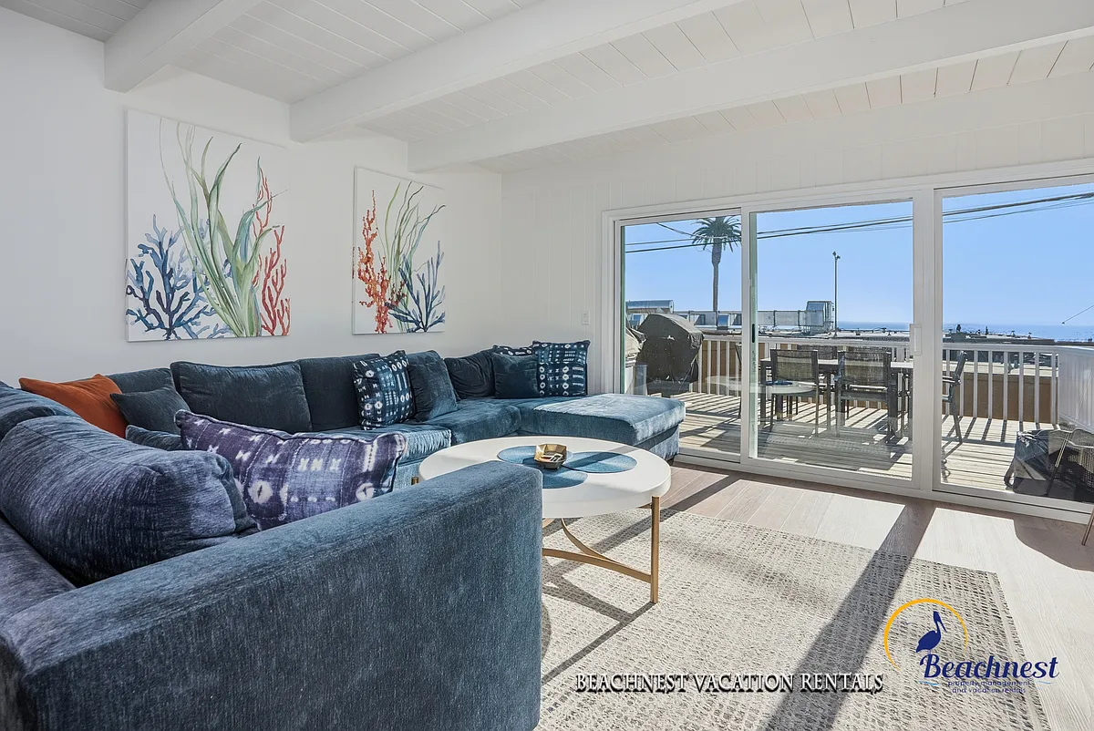 Building Photo - 114 Marina Ave #114