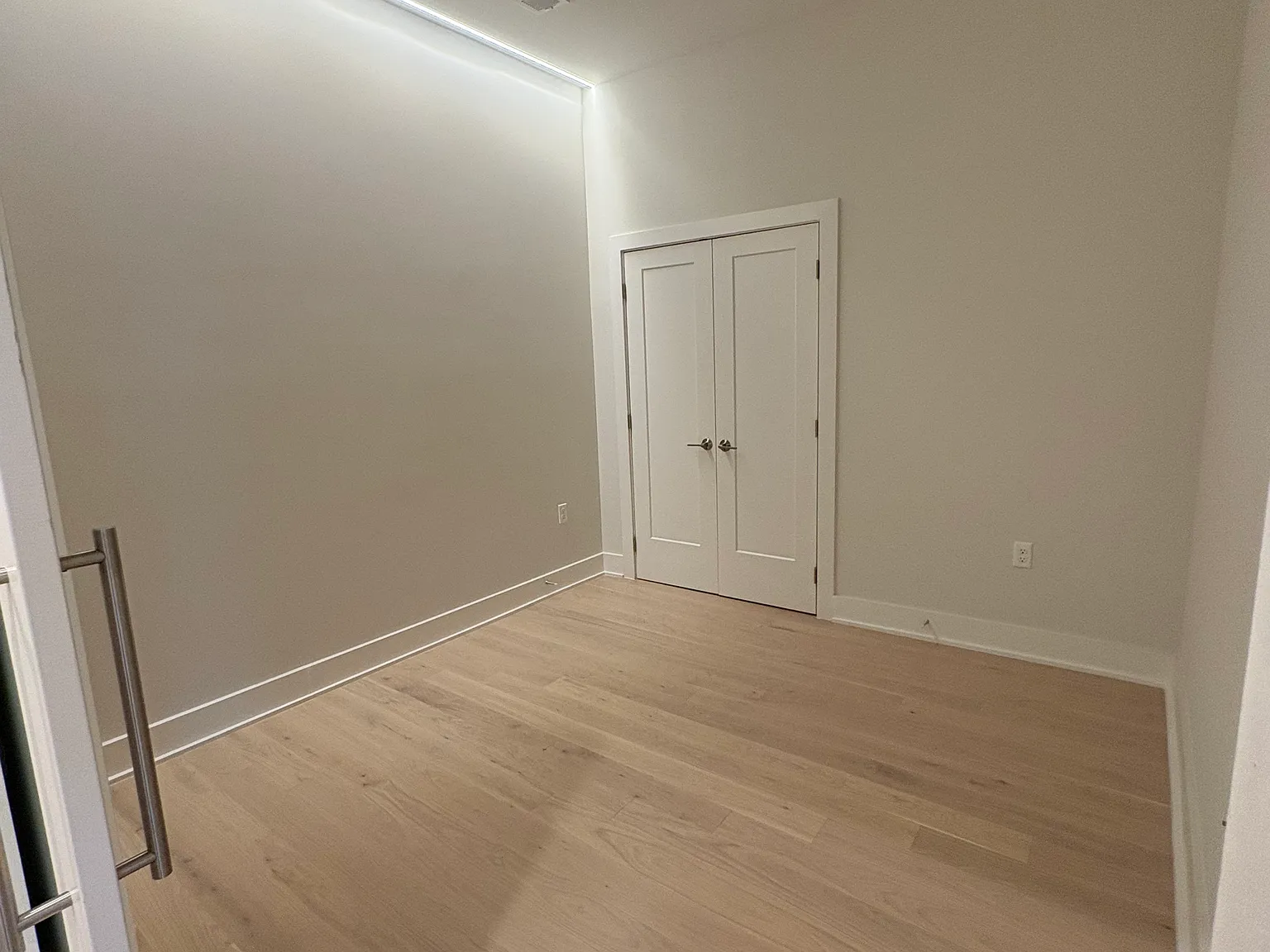 2 bed, 1193 sqft, $3,800 — Photo 2