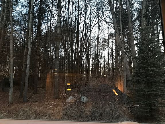 5th image of 108 Blue Heron Ln