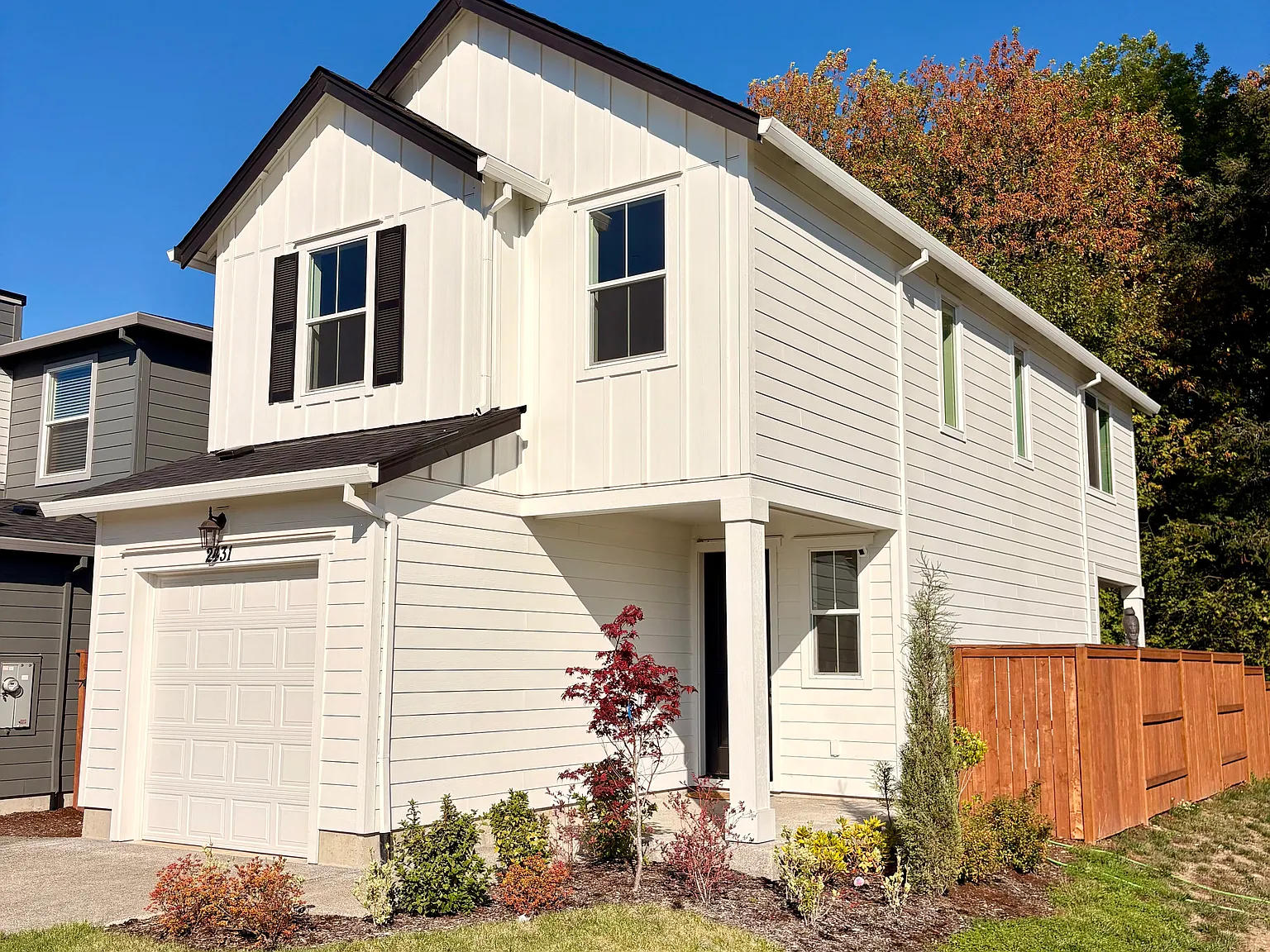 3 bed, 1363 sqft, $2,595 — Photo 1