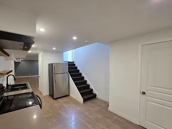 3rd image of 2451 Sutton Dr #Basement