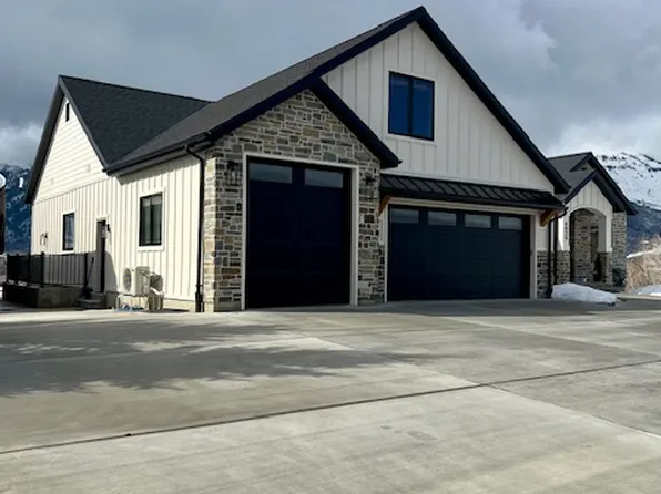 4025 E 4600 N #B, Eden, UT 84310