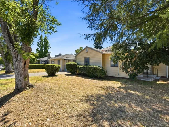 1002 Lochbrae Rd, Sacramento, CA 95815