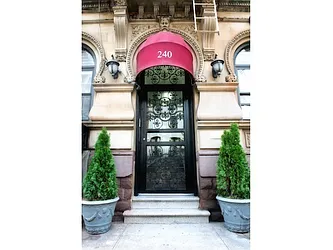 240 East 52nd Street