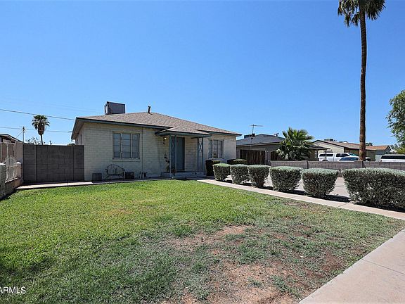 3rd image of 2922 N 15th Ave