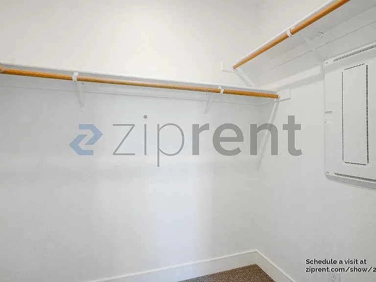 2203 Versaro Dr — Photo 17