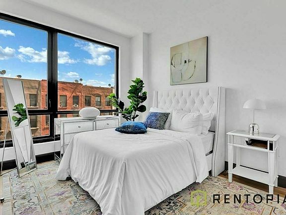 3rd image of 535 Franklin Ave #6G