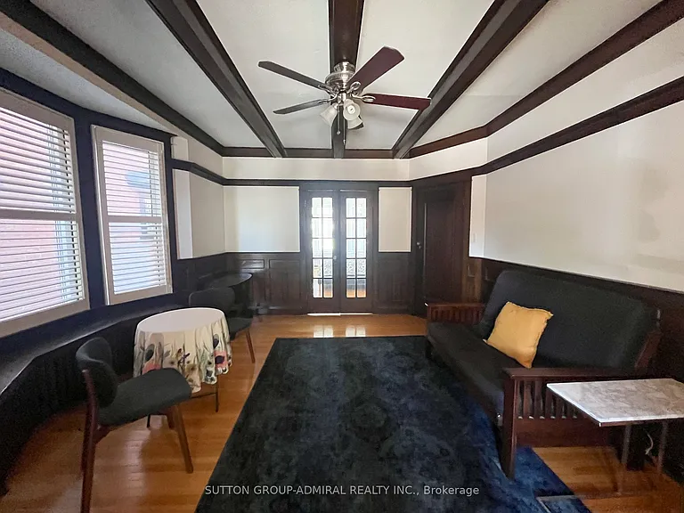 335 Palmerston Blvd #MAIN — Photo 4