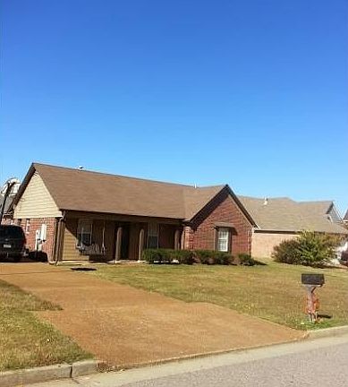 2nd image of 170 Village Dr E