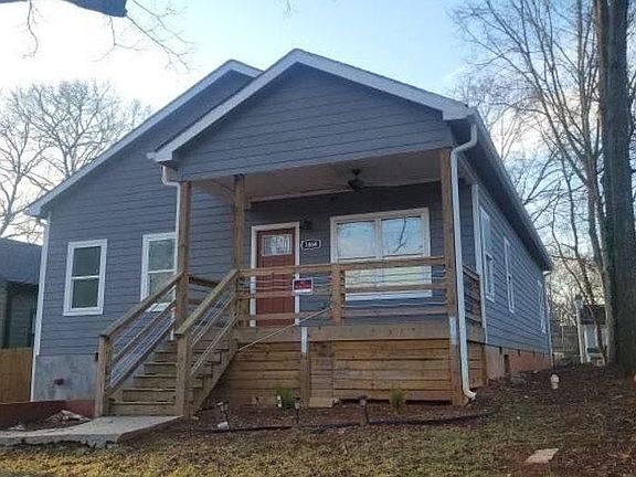 2nd image of 1864 Phillips Ave