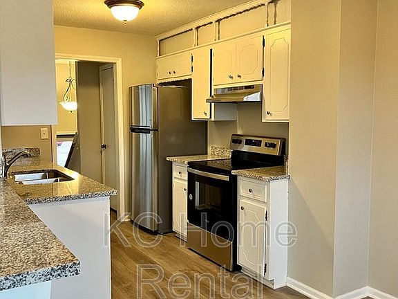 3rd image of 2517 NW 6th St