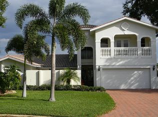 2088 Illinois Ave NE, Saint Petersburg, FL 33703