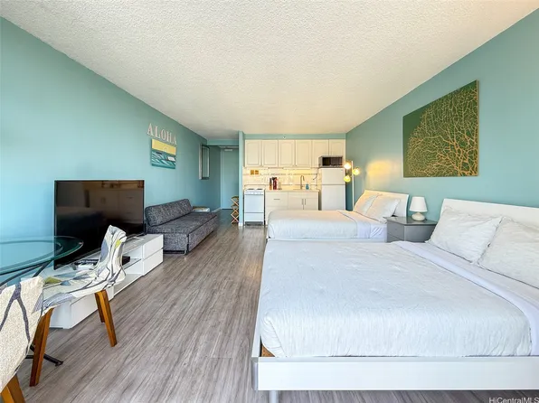 364 Seaside Ave APT 1306, Honolulu, HI 96815