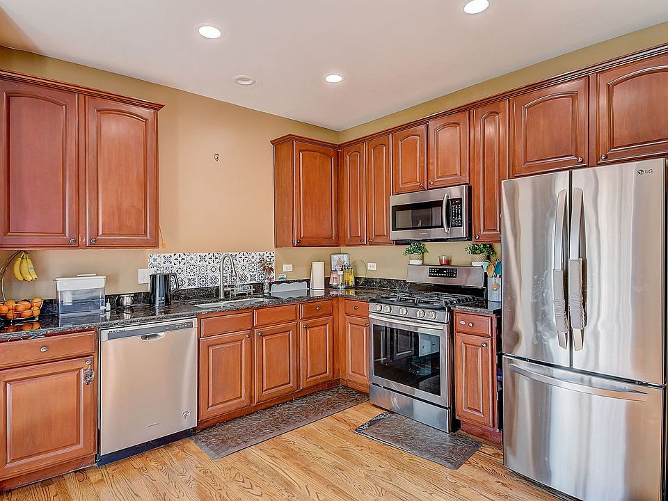 4229 Drexel Ave Aurora, IL, 60504 Apartments for Rent Zillow