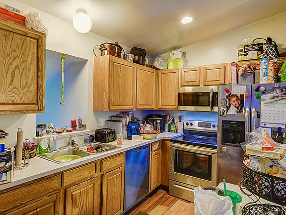 3rd image of 7259 Spy Glass Ln