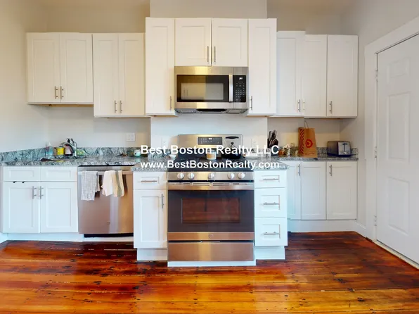 309 Hurley St #2, Cambridge, MA 02141