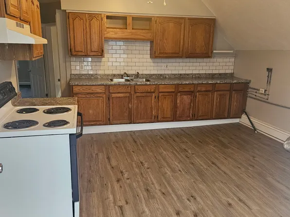 310 Park St #2, Gardner, MA 01440