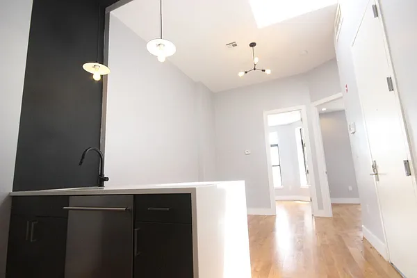 Rented by Emes Homes Realty LLC | media 15