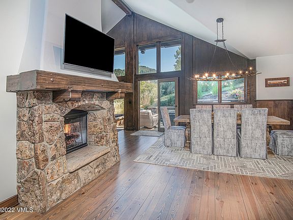 3rd image of 43 Highline Dr