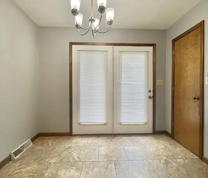 808 Grant St — Photo 33
