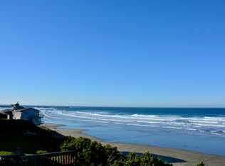 970 SW Mark St, Newport, OR 97365