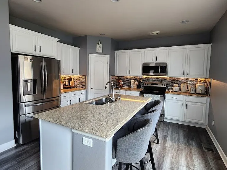 7546 Sabino Ln — Photo 11