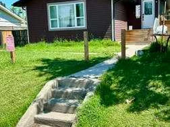4421 W 40a Ave, Red Deer, AB T4N 2X3