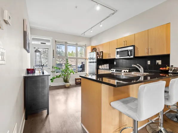 20326 68th Ave #3, Langley, BC V2Y 0E3
