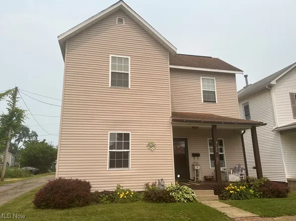 622 S 9th St, Cambridge, OH 43725