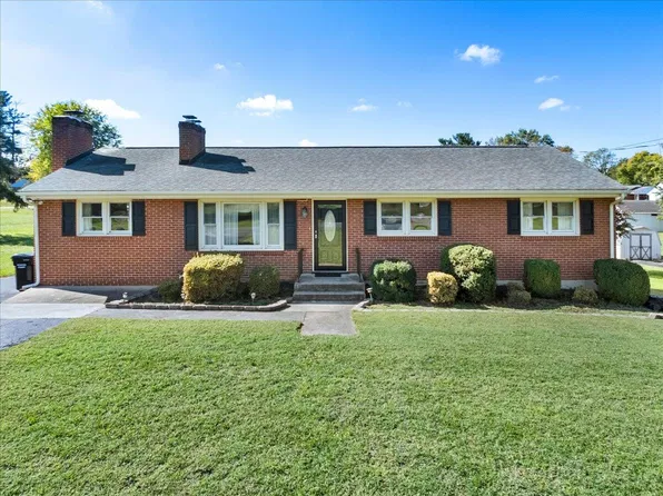 7612 Barrens Rd, Roanoke, VA 24019