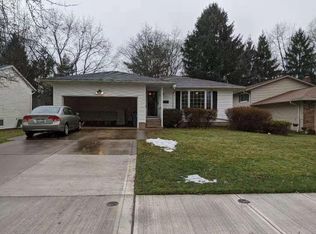 6594 Arbordale Ave, Solon, OH 44139