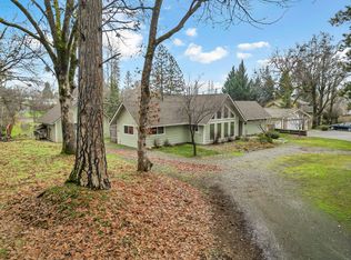 401 Mountain View St, Weaverville, CA 96093