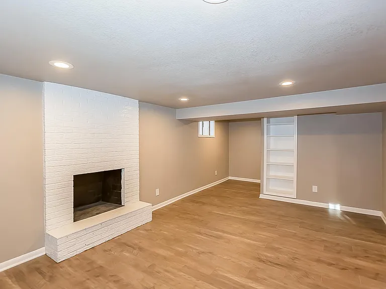 1520 NE 54th St — Photo 25