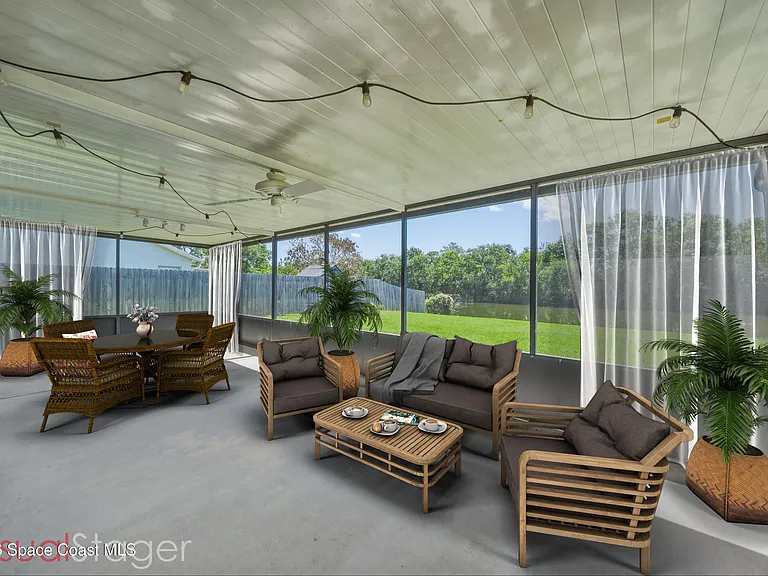 2224 Westminster Dr — Photo 22