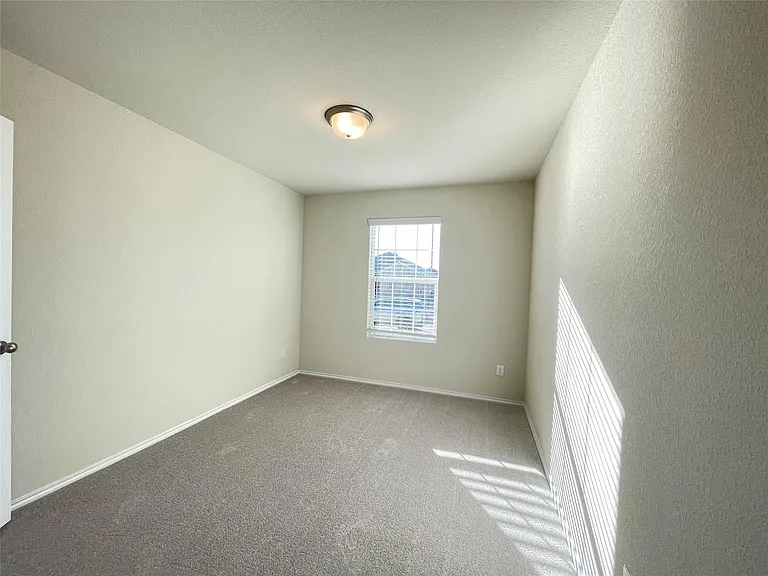 16020 Rein Ave — Photo 21