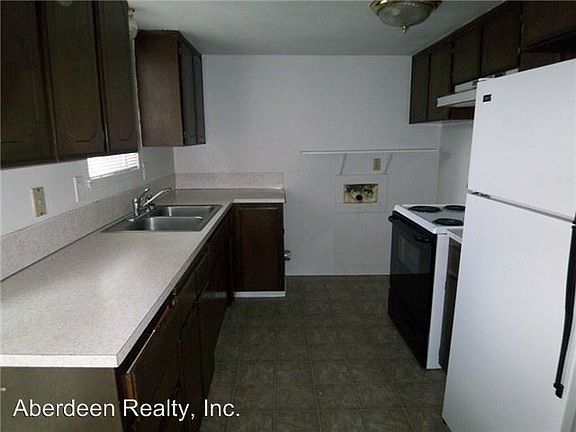 5th image of 709 W Byles Ave