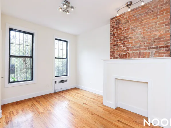 253 Stockholm Street image 1 of 20