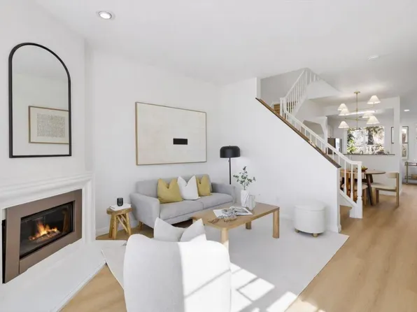 131 Concord Cir, Mountain View, CA 94040