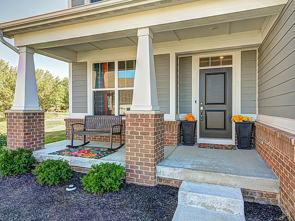 3rd image of 16435 Rathbun Ct