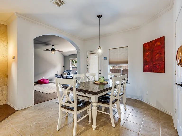 1204 Thimbleberry Dr — Photo 8