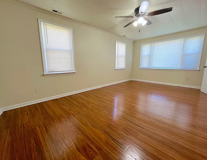 3307 Chalfin Ave — Photo 4