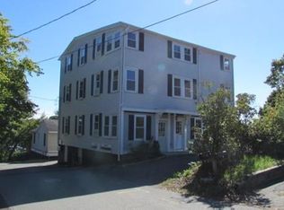 2 Farragut Rd #1, Ipswich, MA 01938
