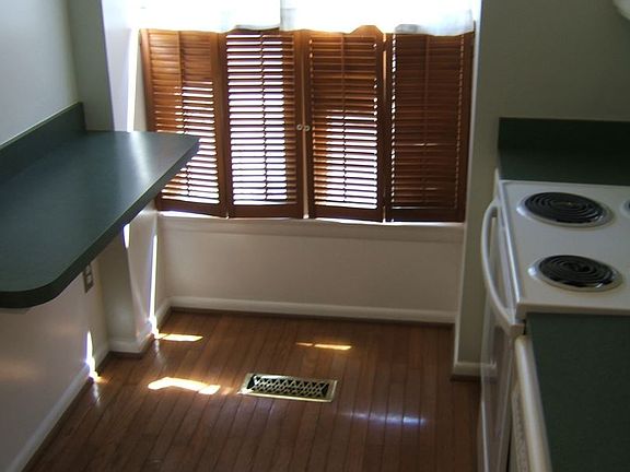 3rd image of 306 S Wayne St #306B