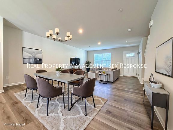3rd image of 5068 Snow Owl Ct