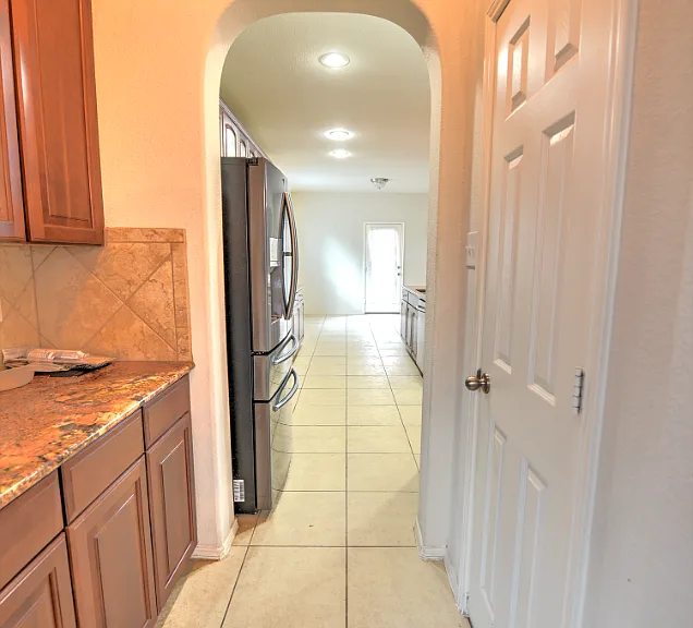 4005 Penny Royal Dr — Photo 6